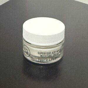 NEW TRAVEL SIZE YOUTH TO THE PEOPLE AIR WHIP MOISTURIZER CREAM 15ml